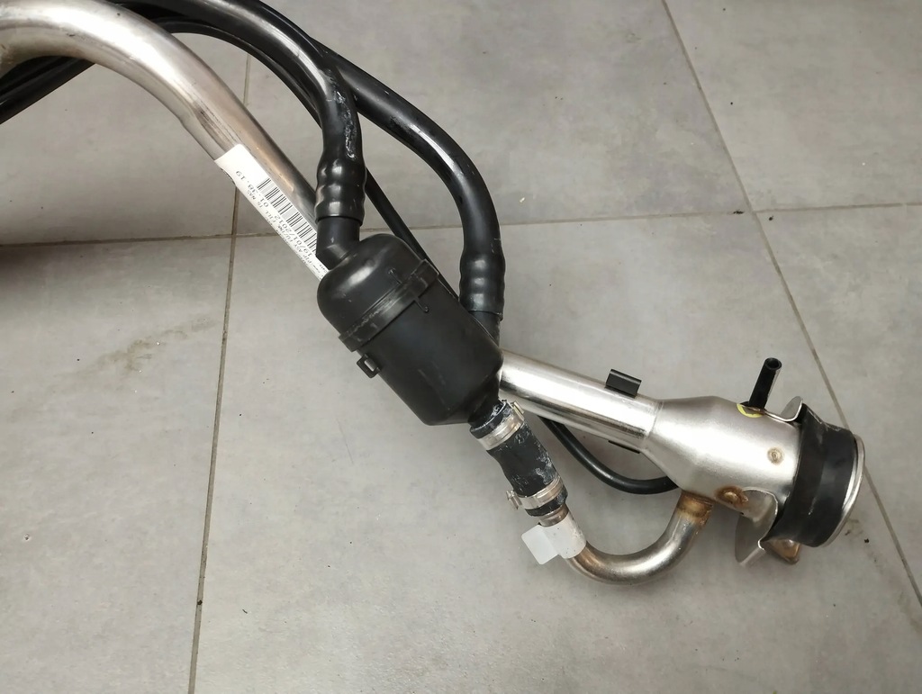 фото №2, Land rover range rover sport l320 труба заливная горловина топлива ah229034bc