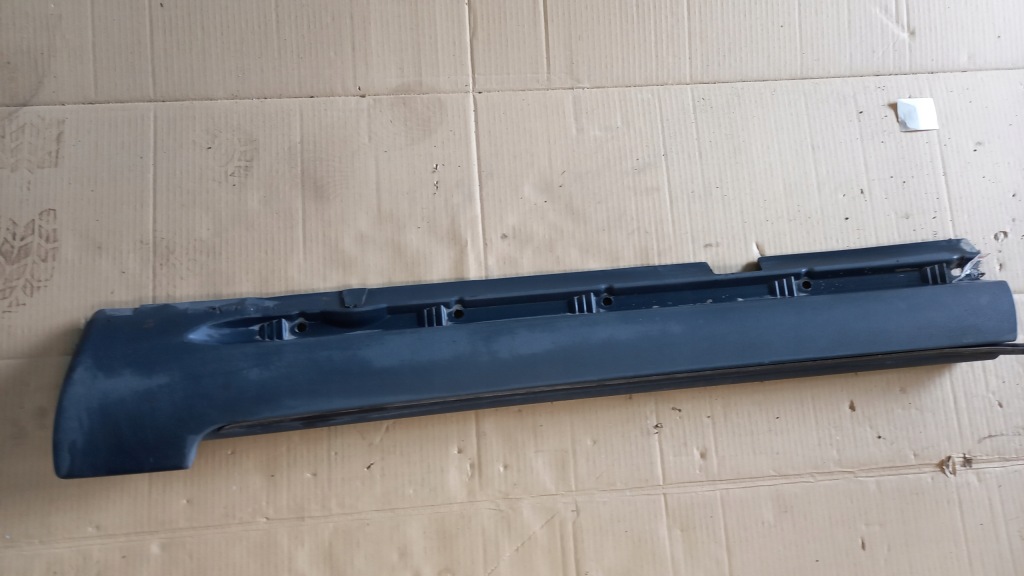 фото №1, Молдинг порог правый перед 9178762 volvo s60 00-04