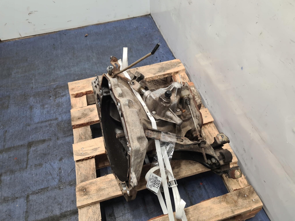 Opel astra f рестайлинг  1.4b коробка передач передач механическая m79 Доставка