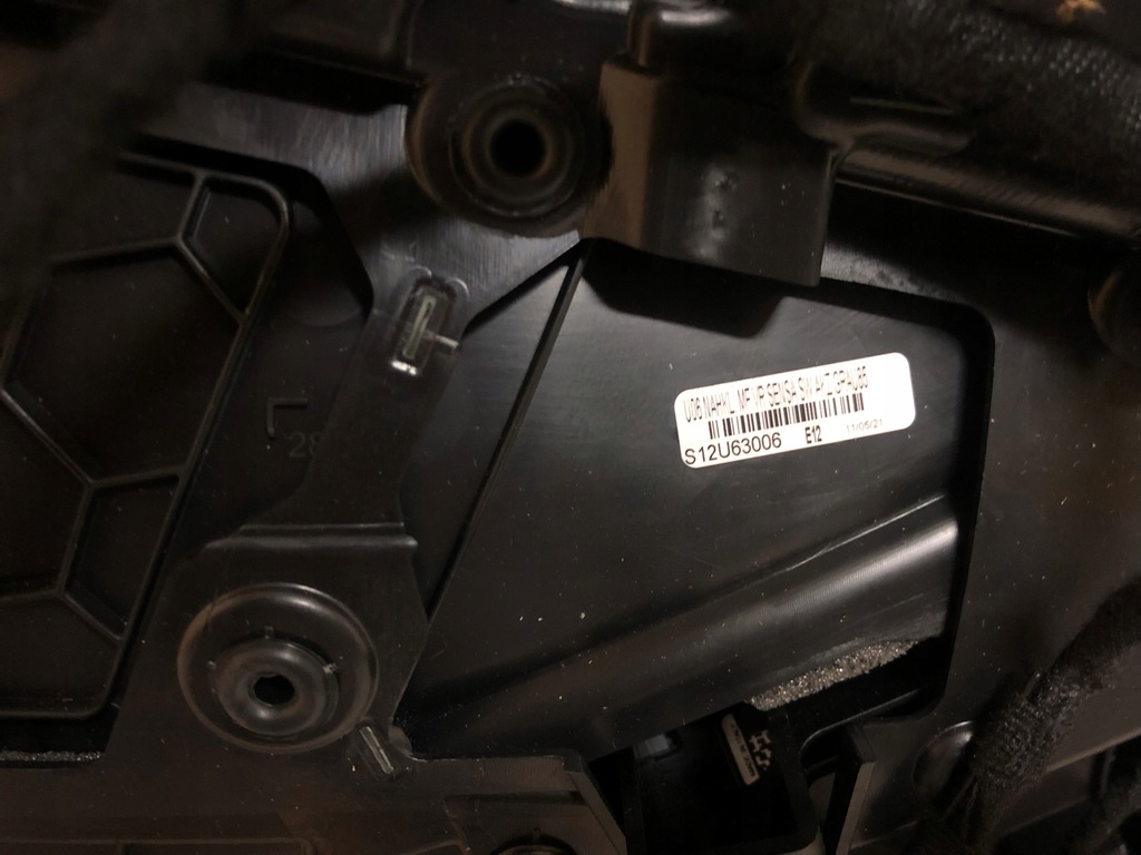 фото №6, Bmw 2 u06 обшивка дверь передний правый uk