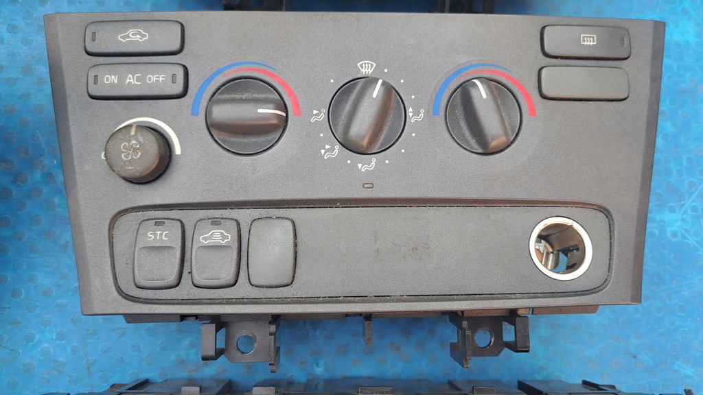 фото №8, Volvo s60 i v70 ii xc70 панель управление кондиционер вентиляция разные номера