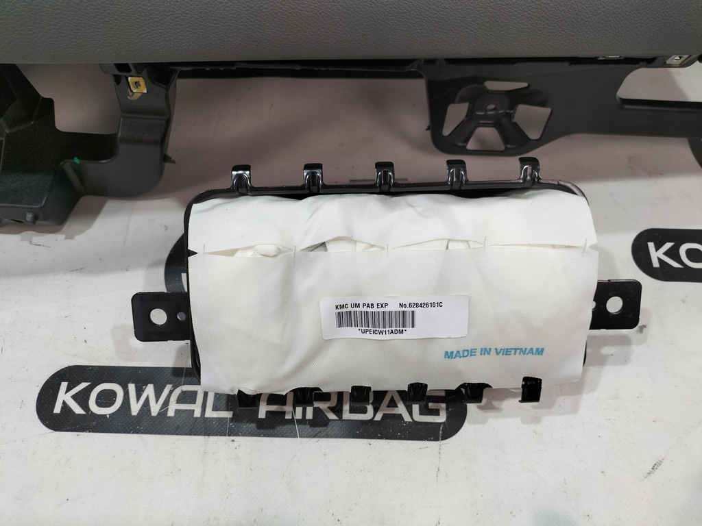 фото №9, Kia sorento lift панель приладів консоль подушка безпеки подушки безпеки ремені оригінал демонтаж