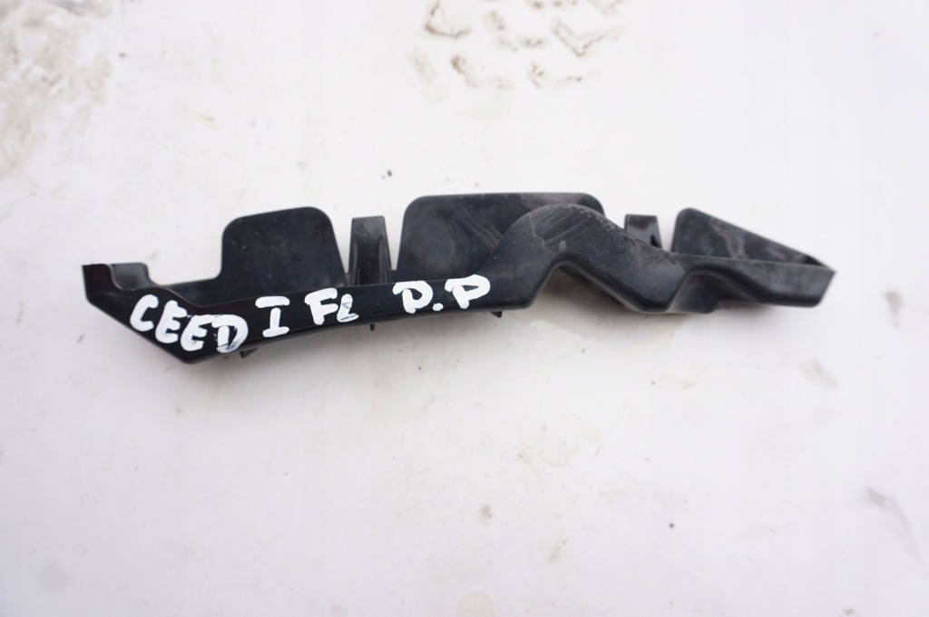 фото №1, Напрямна бампера правий перед kia ceed i fl