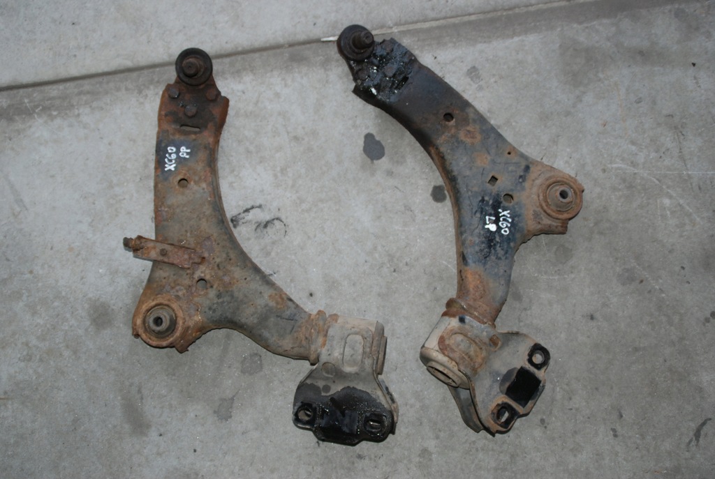 фото №1, Volvo xc60 i рычаг l / p перед передний