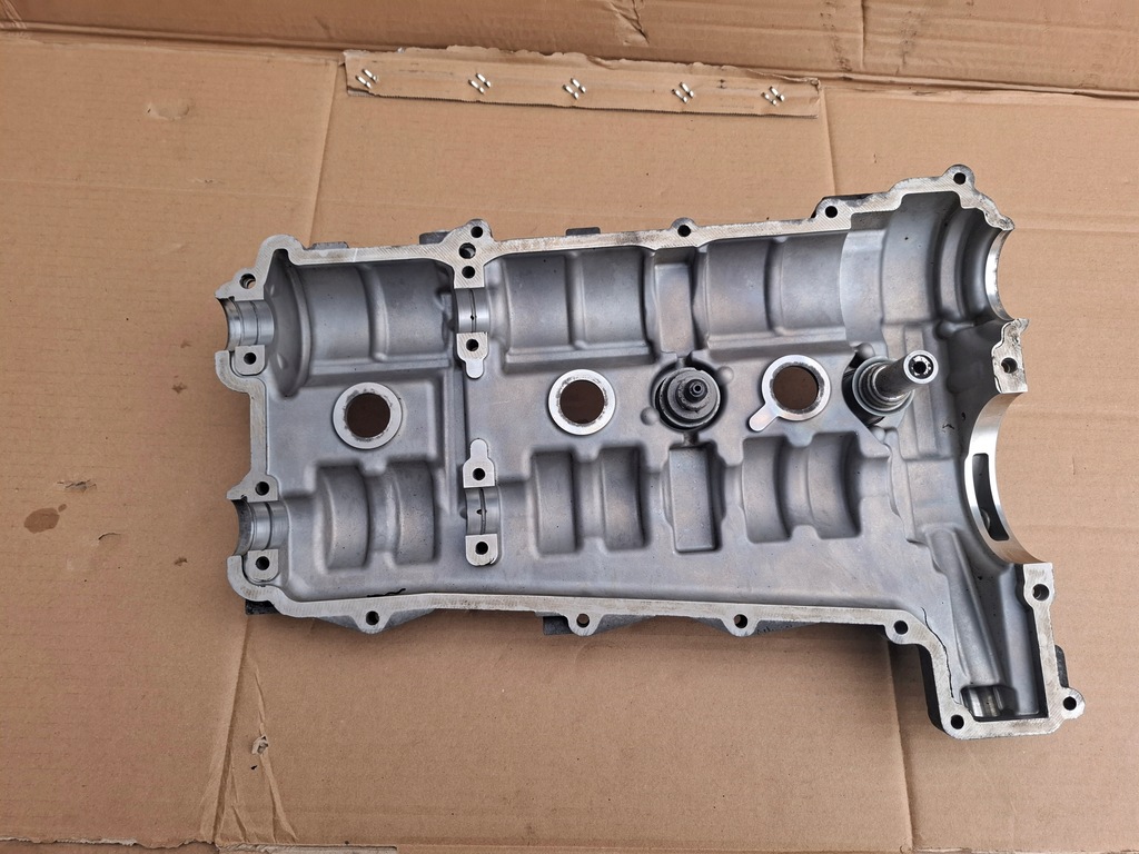 фото №5, Крышка клапанов porsche 911 996 04r 1046377r