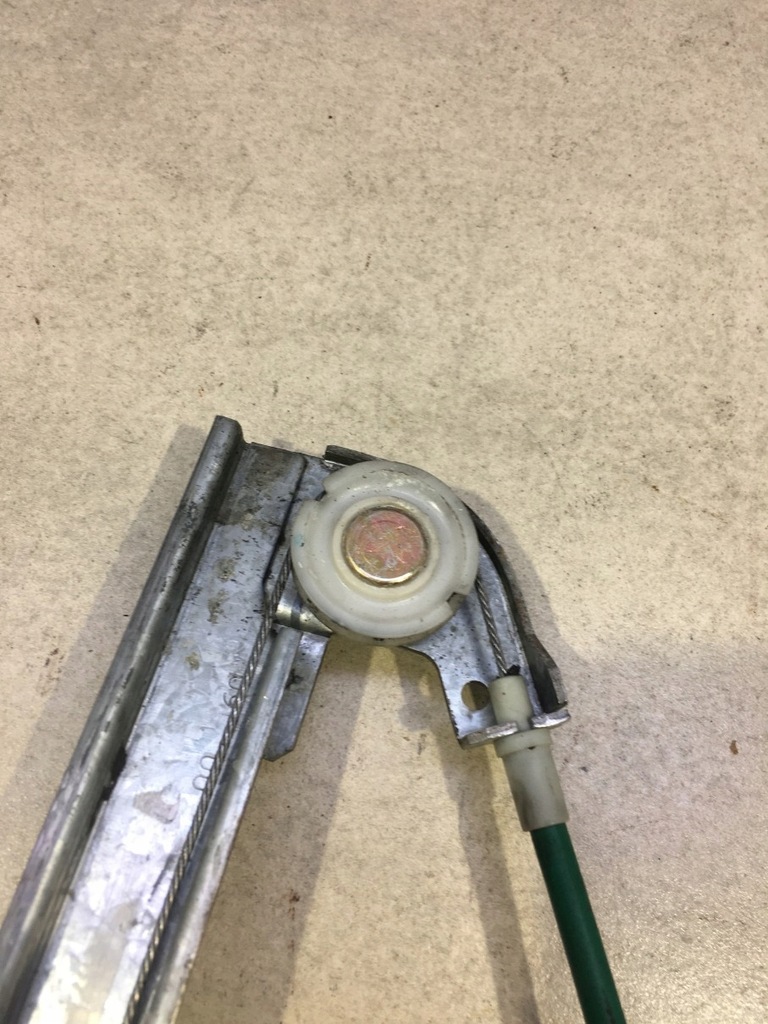 фото №8, Подъемник стекло правый перед opel agila i 09206371