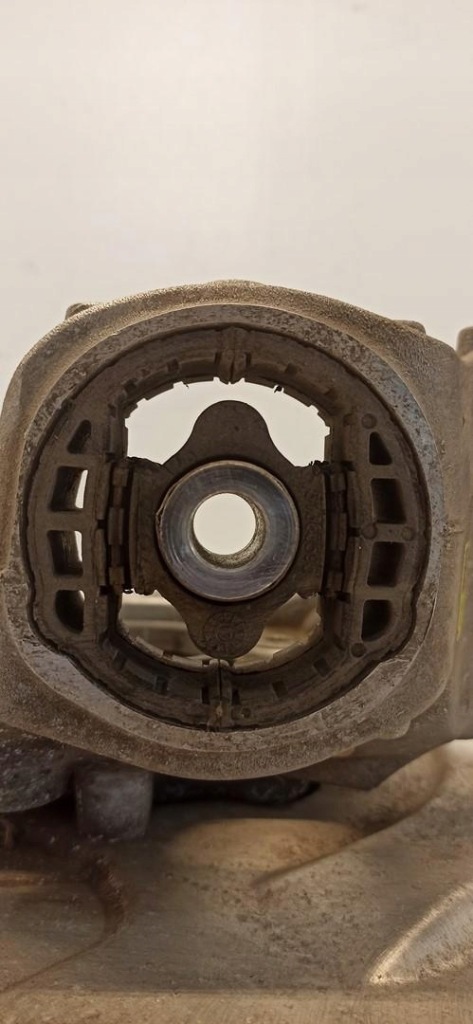 фото №5, Volvo v60 cc поворотний кулак правий задня 31658163