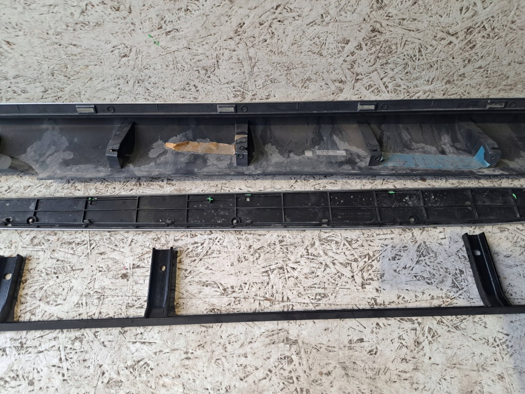 Volvo xc60 31370019 порог правый  накладка  порог Доставка