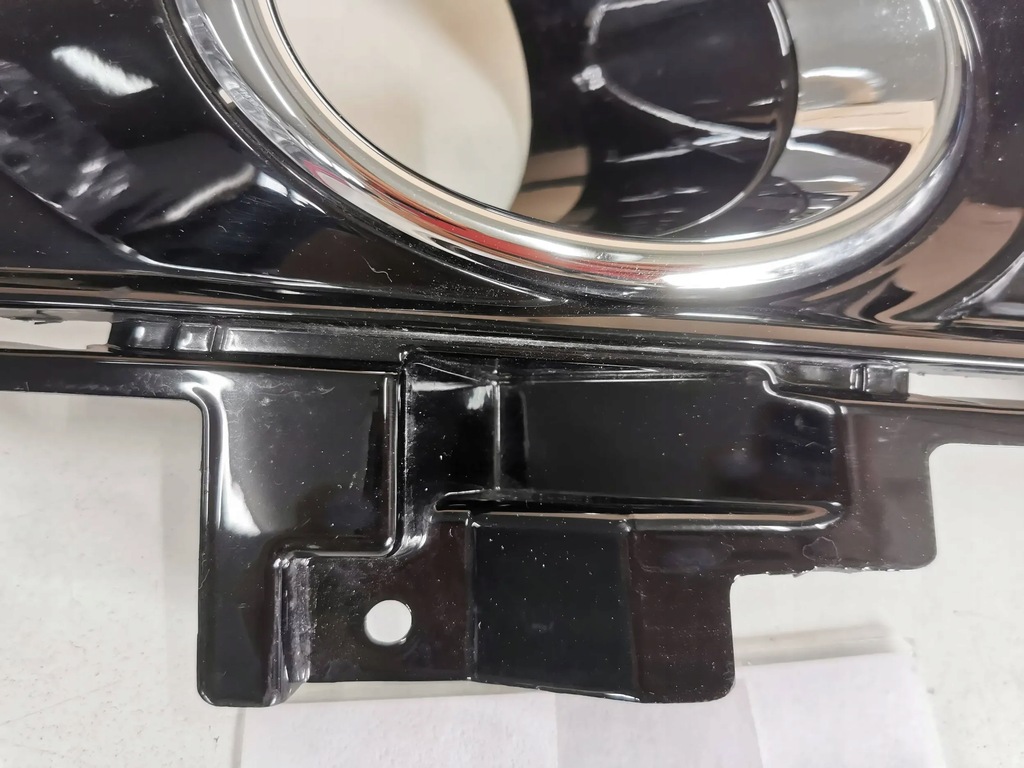 фото №10, Решётка бампера передний ford mondeo mk-5 przed lift правая 323.