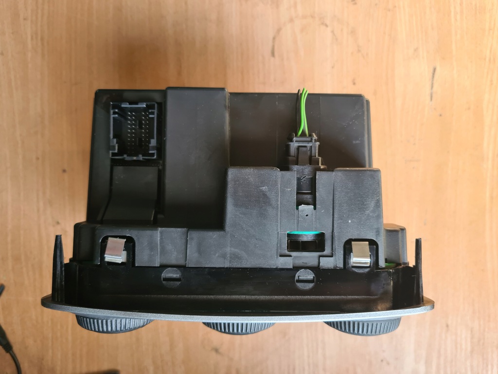 фото №1, Alfa 147 1.6 16v бардачок 7352990590