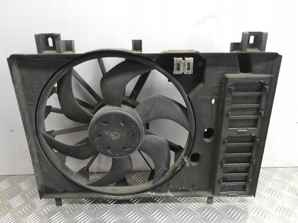 Peugeot 508 2011 вентилятор радиатора 3000257c Киев
