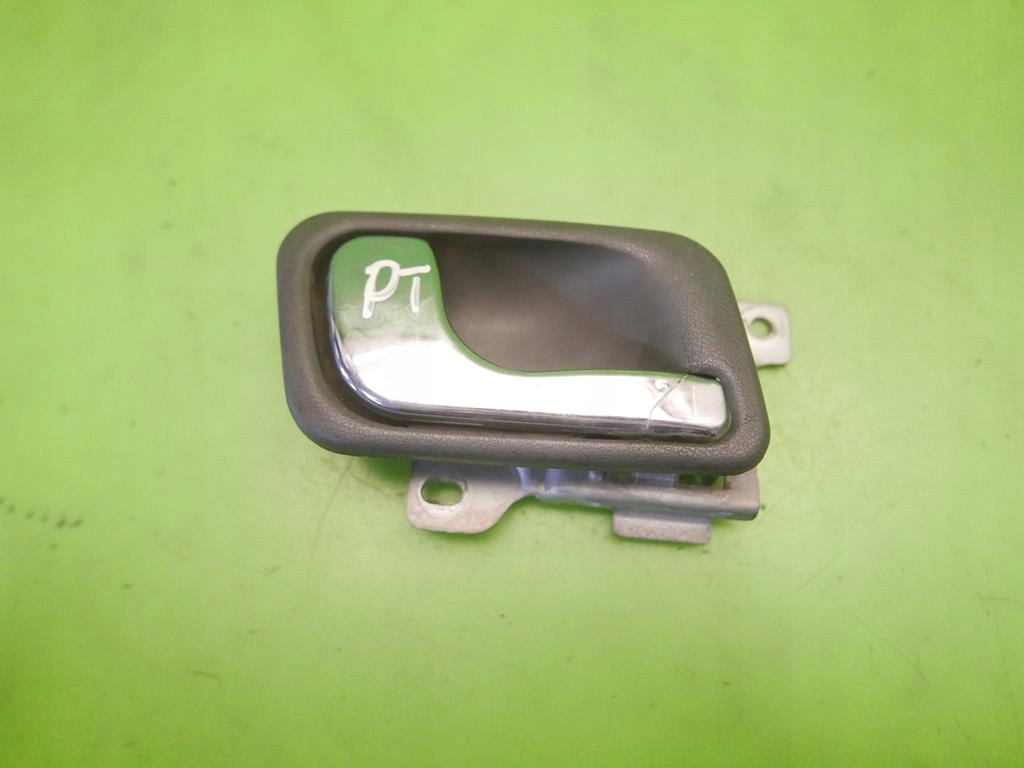 фото №1, Ручка внутренняя правая задняя mitsubishi pajero ii