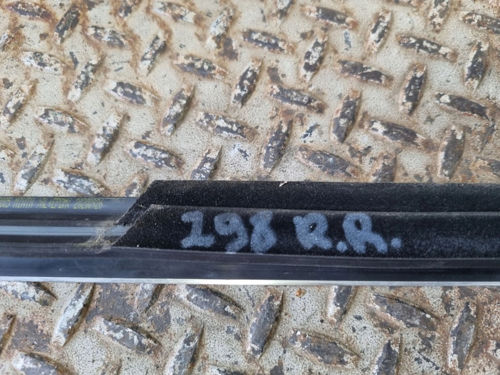 фото №8, 2021 mercedes-benz a w177 молдинг скло задній a1777350400