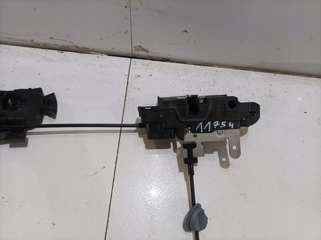 фото №3, Volvo v40 ii замок дверь правый задняя