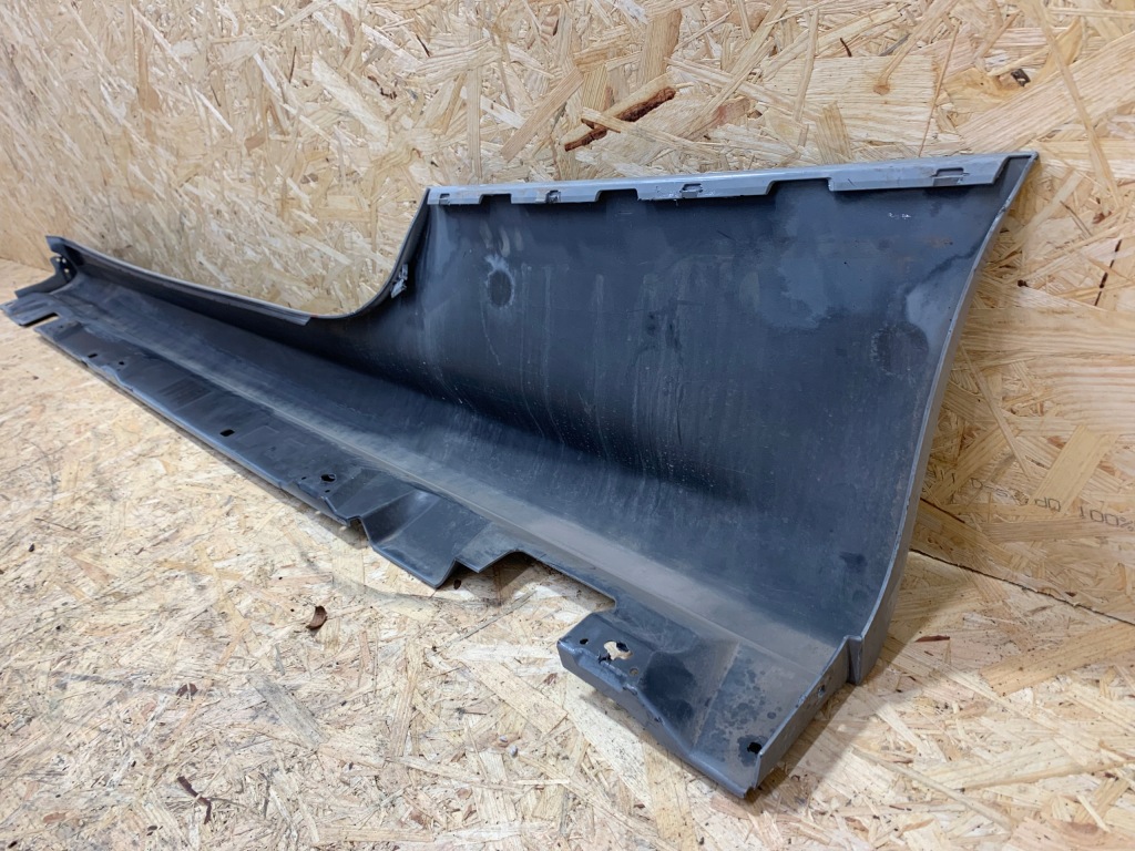 Mercedes cle c236 a2366980200 молдинг поріг права оригінал Оригінал