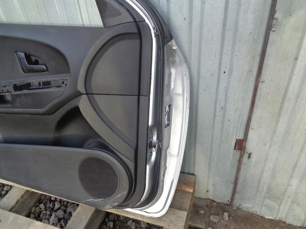 фото №8, Дверь левая передние перед kia ceed 1 i 5d hb kombi 2006- код лакокрасочного покрытия: 9s