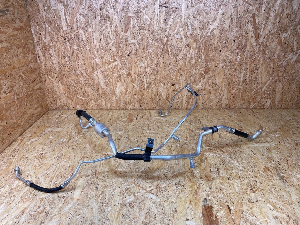 Пабтрубок  трубка шланг кондиционера opel crossland x 93476787 1.2 thp 2017- с Разборки