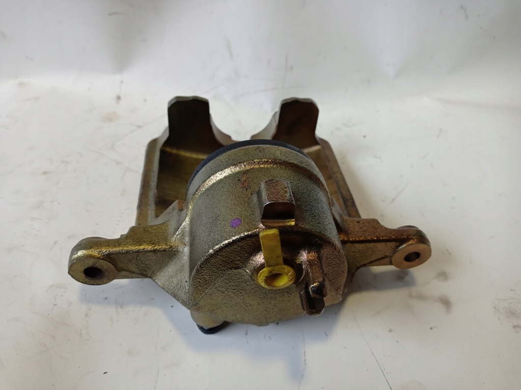 фото №4, Суппорт правый перед nissan primera p12