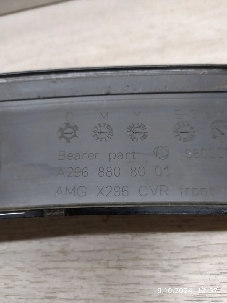 фото №7, 10120. mercedes eqs amg молдинг крыло правый перед a2968808001