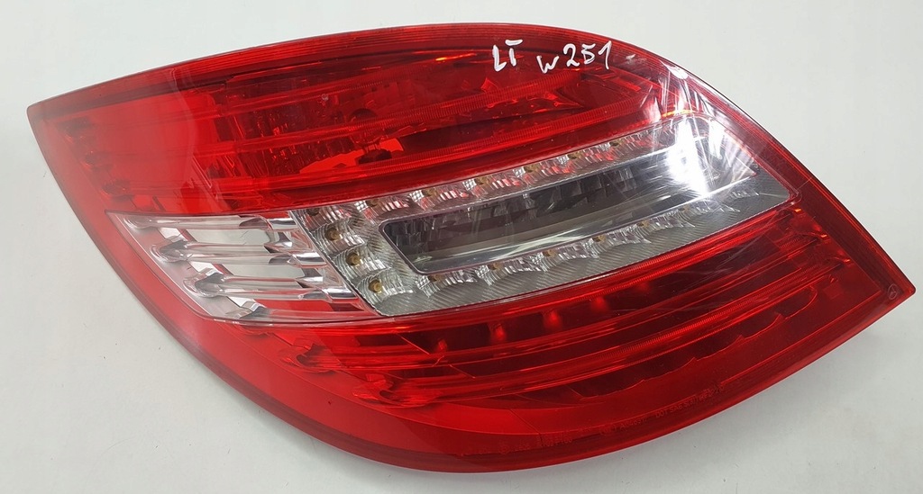 фото №1, Лампа левая задняя mercedes r lift w251 a2518201964 eu