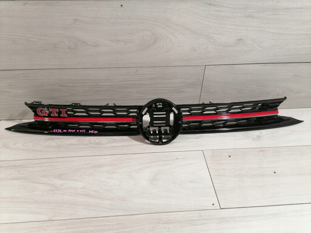 фото №1, Vw polo 6 gti решётка радиатора решётка радиатора 2g0853651j
