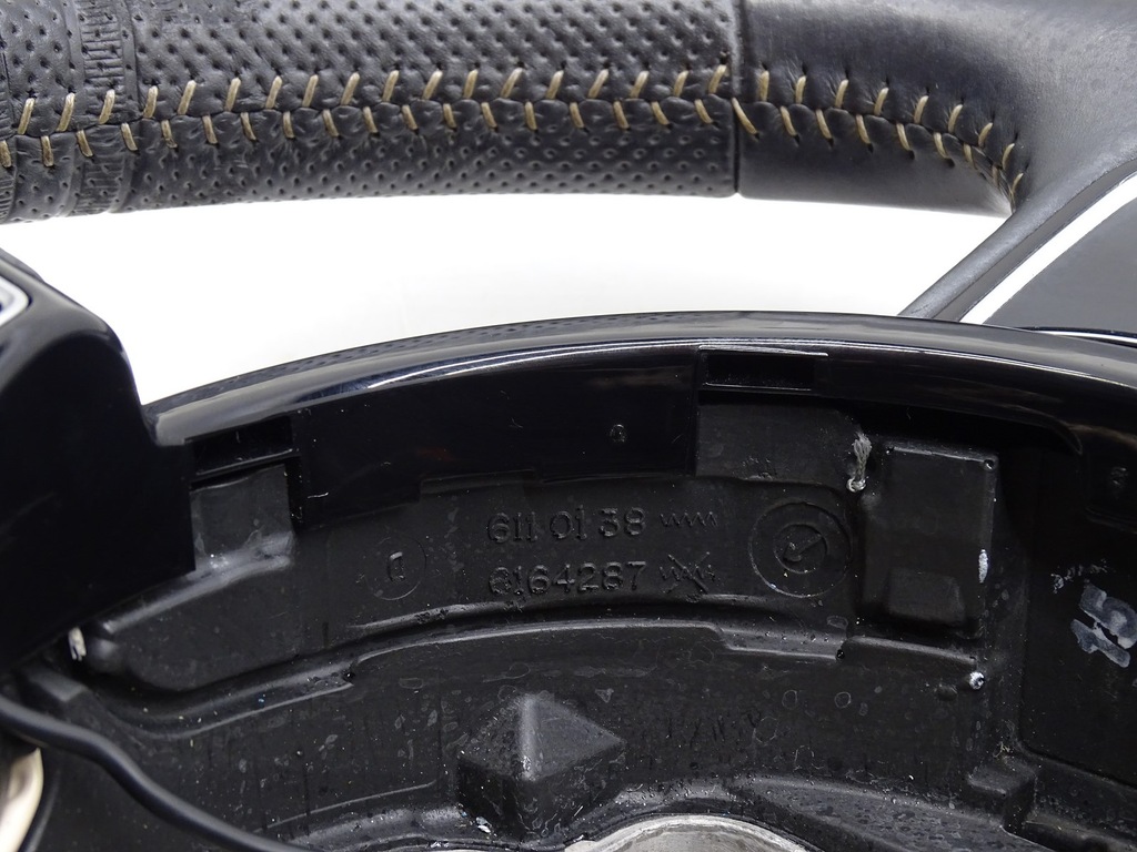 фото №12, Повітропровід шкіра мультифункція пелюстки перемикання audi a1 8x lift s-line 8x0064244b