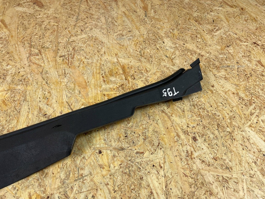 Захист накладка крила перед правий lexus ct 200h 53807-76010 2011- Київ