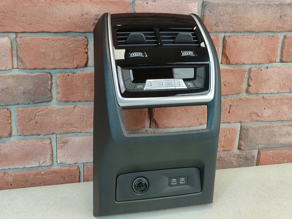 Bmw g05 g06 g07 g09 панель кондиционера задний  решётка обдув 9462514 9399875 Недорого