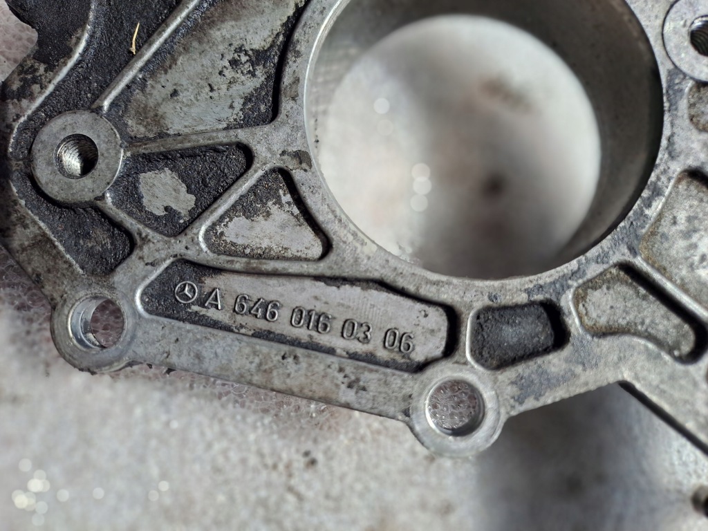 фото №7, Корпус розподільного валу mercedes sprinter 906 a6460160306