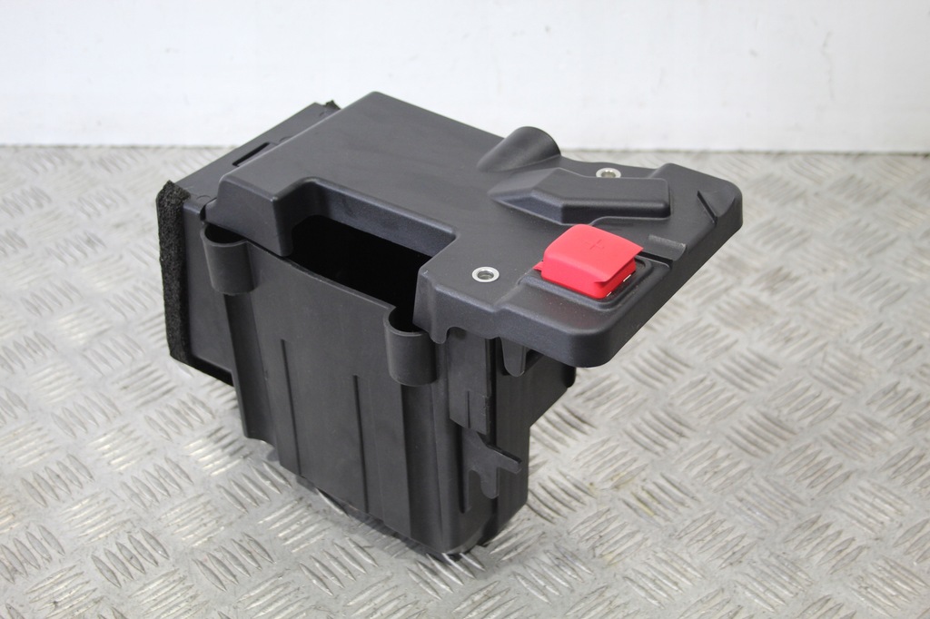 фото №1, Корпус аккумулятор volvo xc60 ii 2 lift