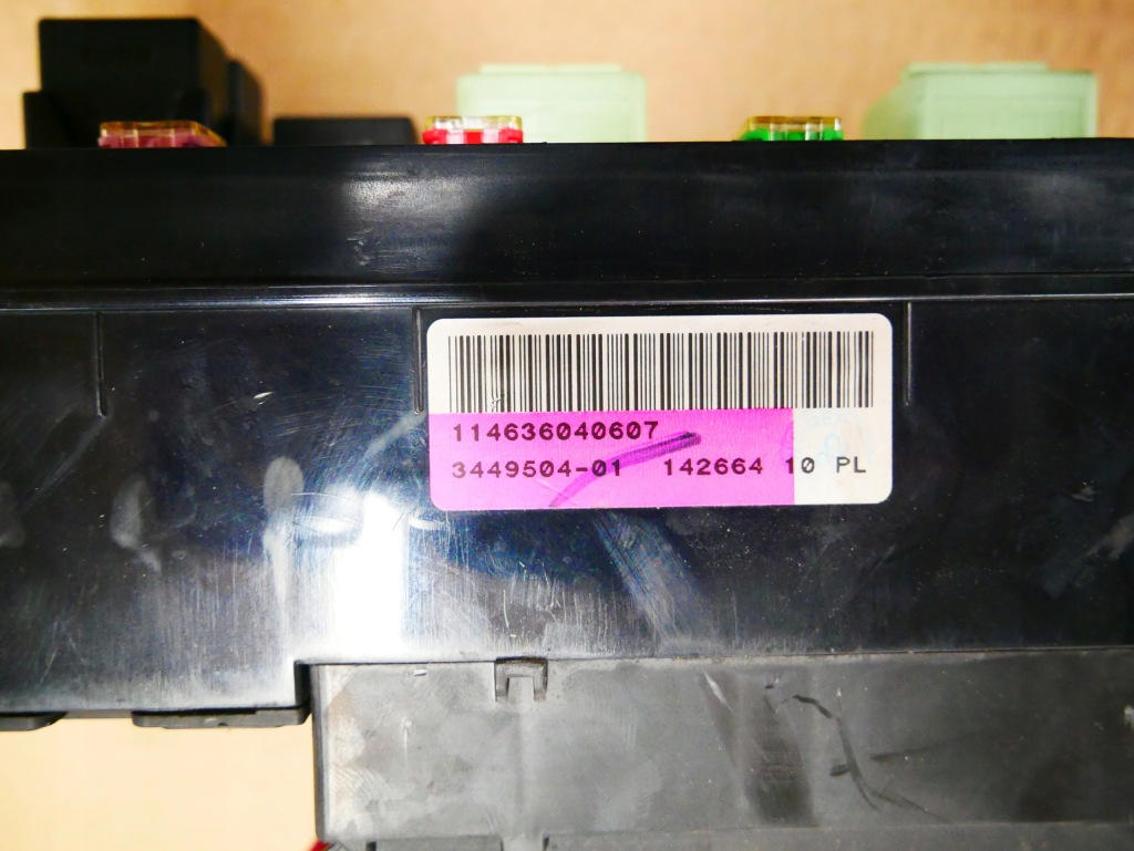 Mini r56 r55 r58 r59 крышка коробка корпус предохранителей 3449504 Оригинал