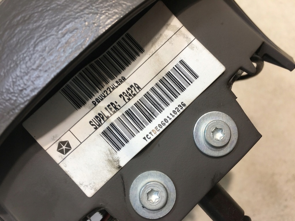 фото №10, Подушка подушка безопасности водителя pt cruiser p0uv77wl8aa