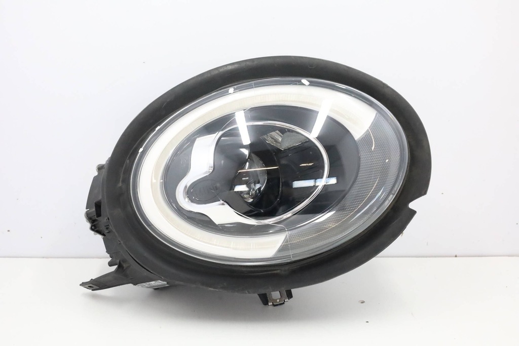 фото №1, Лампа правая перед передняя mini f54 f55 f56 led 7416984