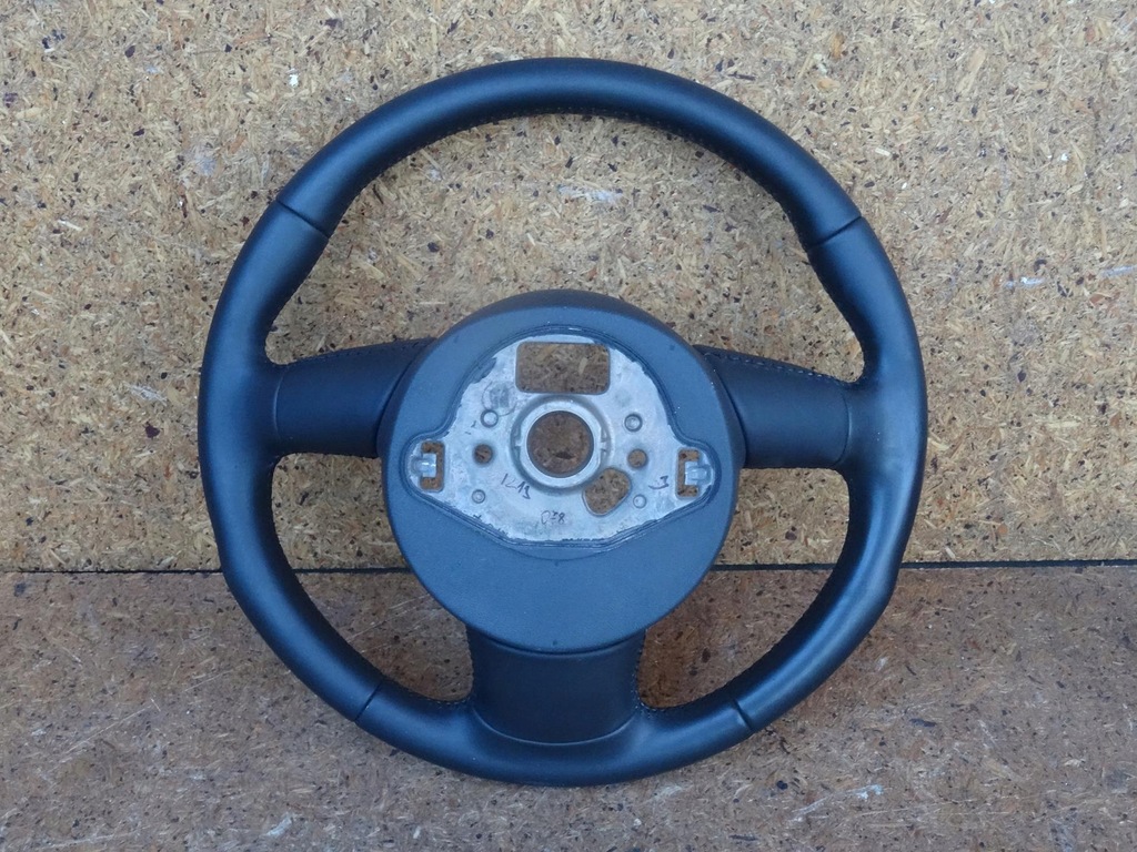 фото №11, Audi a3 8v 12-16 q3 8u воздуховод кожа кожаный мультифункция 8v0419091a