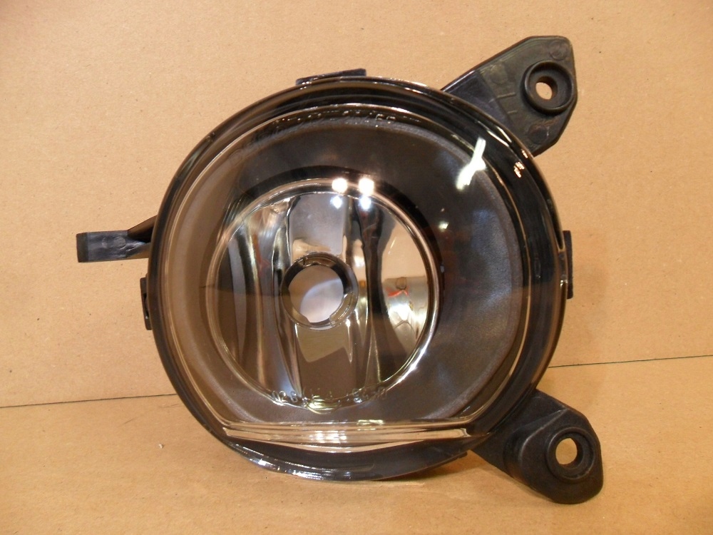 фото №1, Toyota yaris xp 2004 2005 2006 противотуманная фара правый