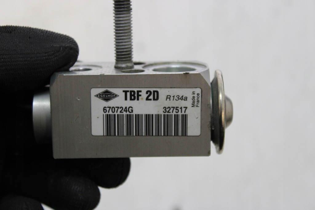 фото №5, Клапан расширительный кондиционера mercedes actros mp4