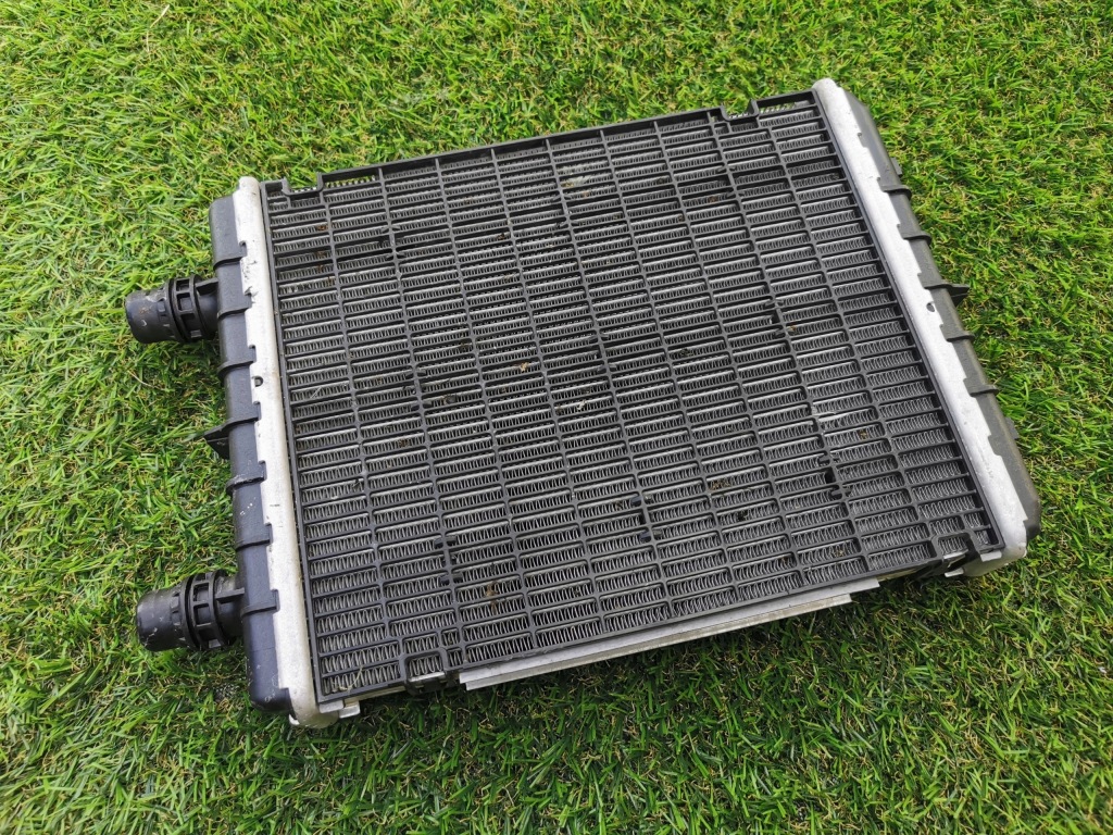 Купити Mercedes радіатор ліва a0995005800