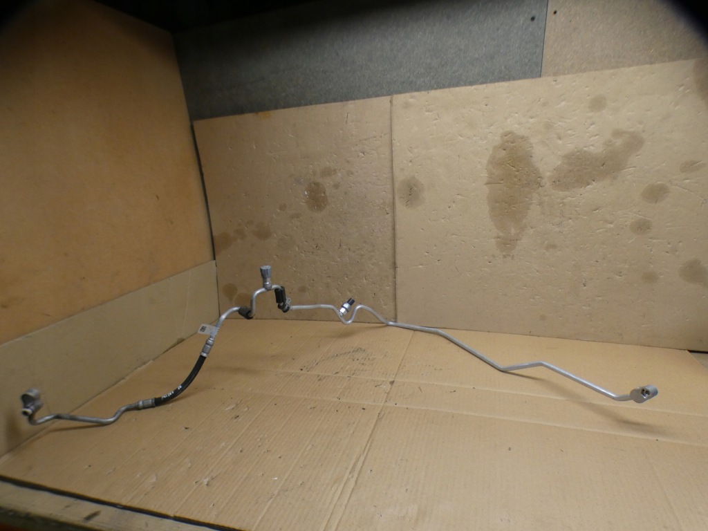 Пабтрубок  трубка шланг кондиционера mini f55 f56 57 f60 9209722 832950 6832951 Оригинал