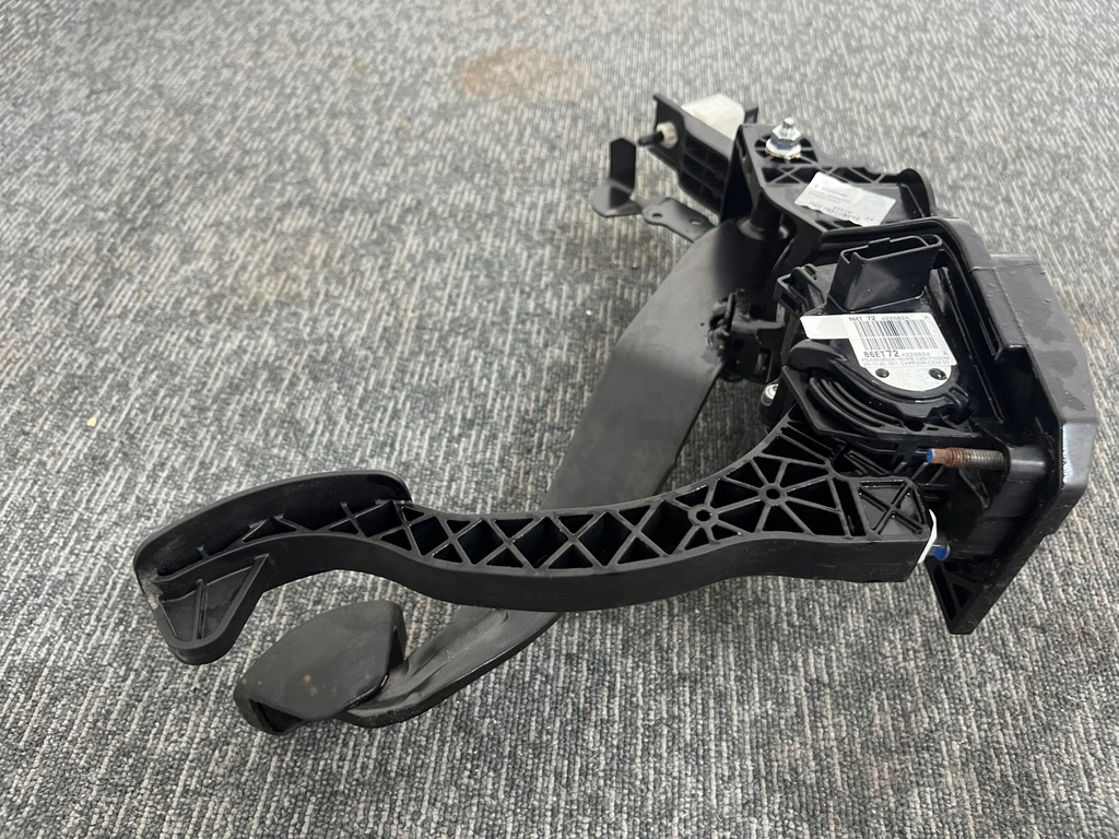 фото №11, Peugeot expert iii 1.5 hdi citroen jumpy toyota proace педаль тормоза газа