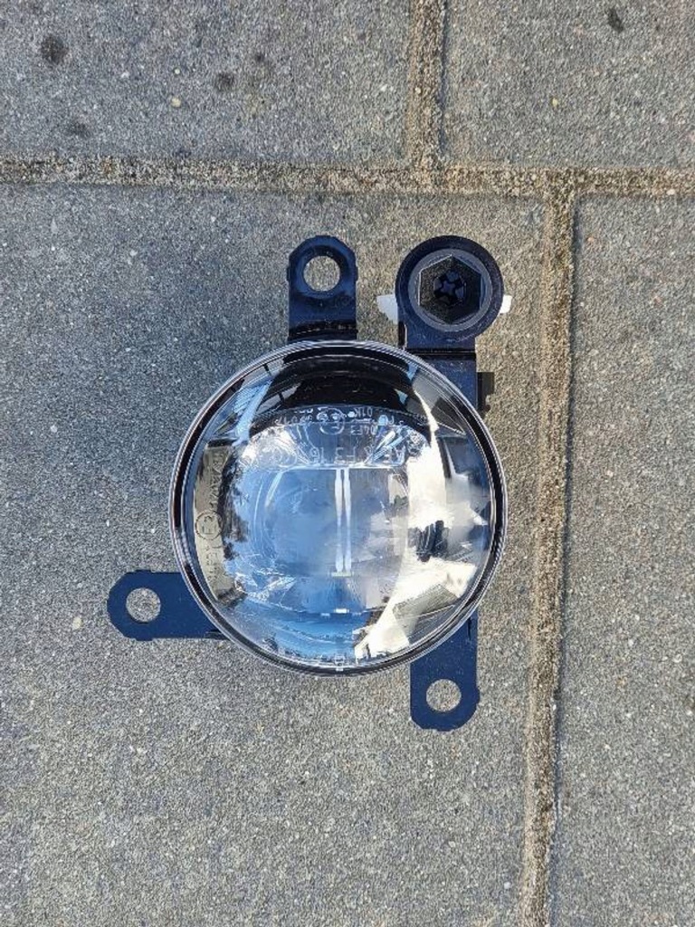 фото №1, Opel corsa f противотуманная фара led drl правый 13497330