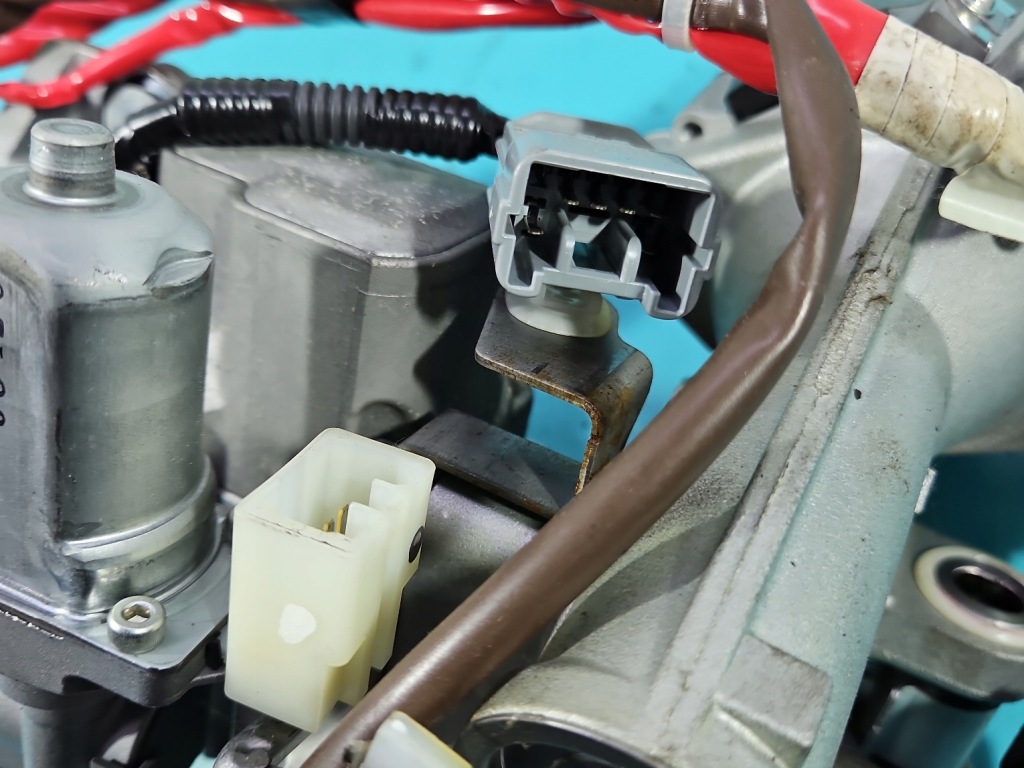 Насос усилителя toyota avensis iii t27 80960-20030 132100-1101 2.2 d-cat Цена