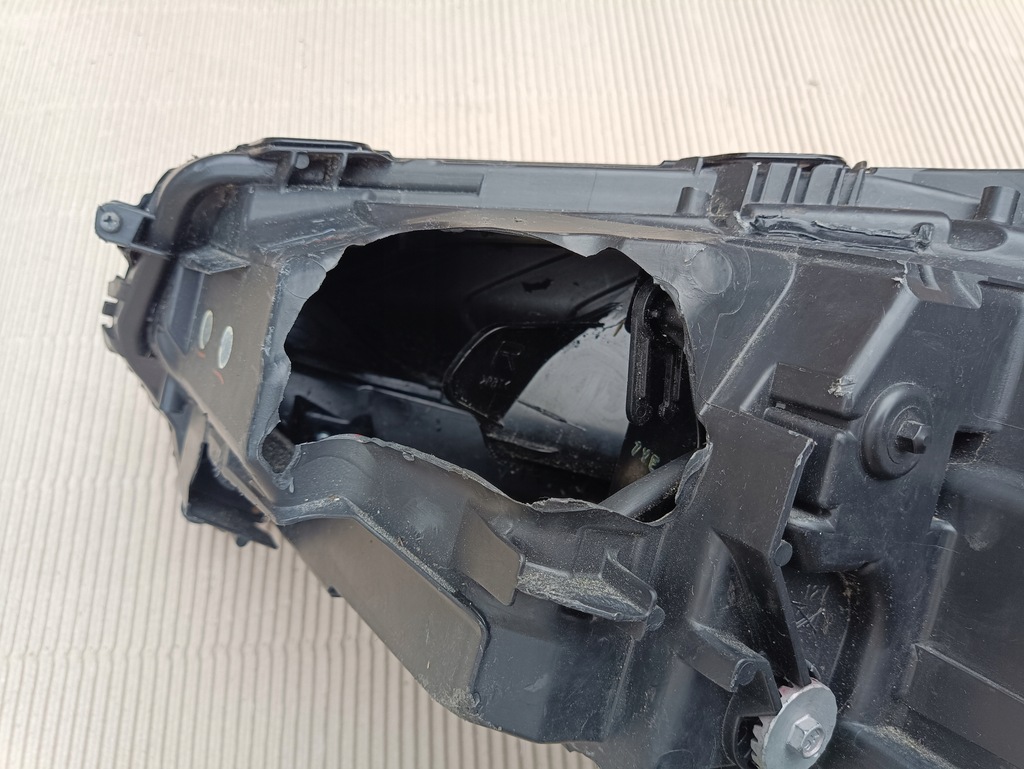 фото №12, Лампа перед правая lexus nx300h lift europa