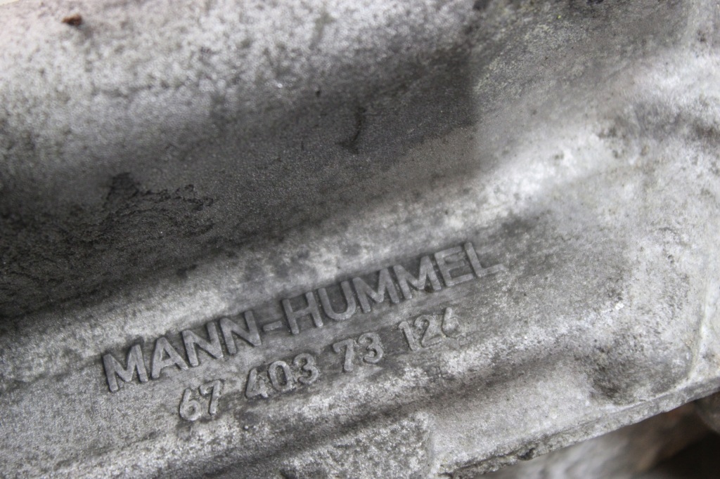 Bmw e90 320d x3 e83 2.0d m47 корпус фильтра масла 40373126 в Украине