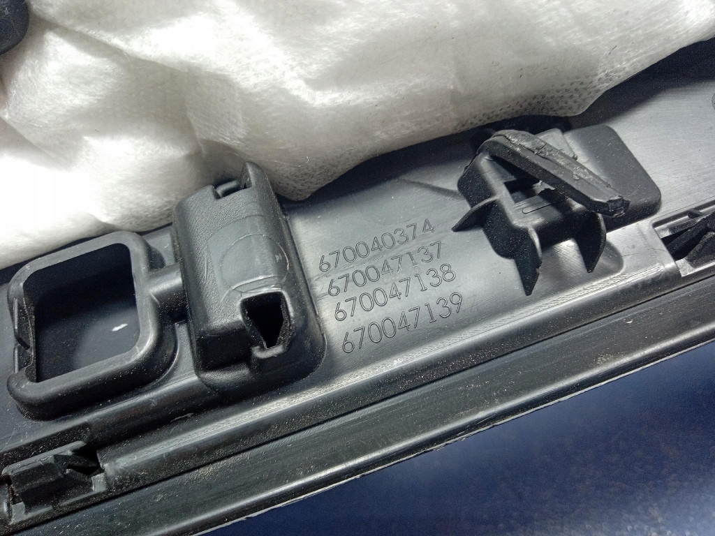 Maserati levante молдинг поріг накладка поріг перед ліва 670040374 Недорого