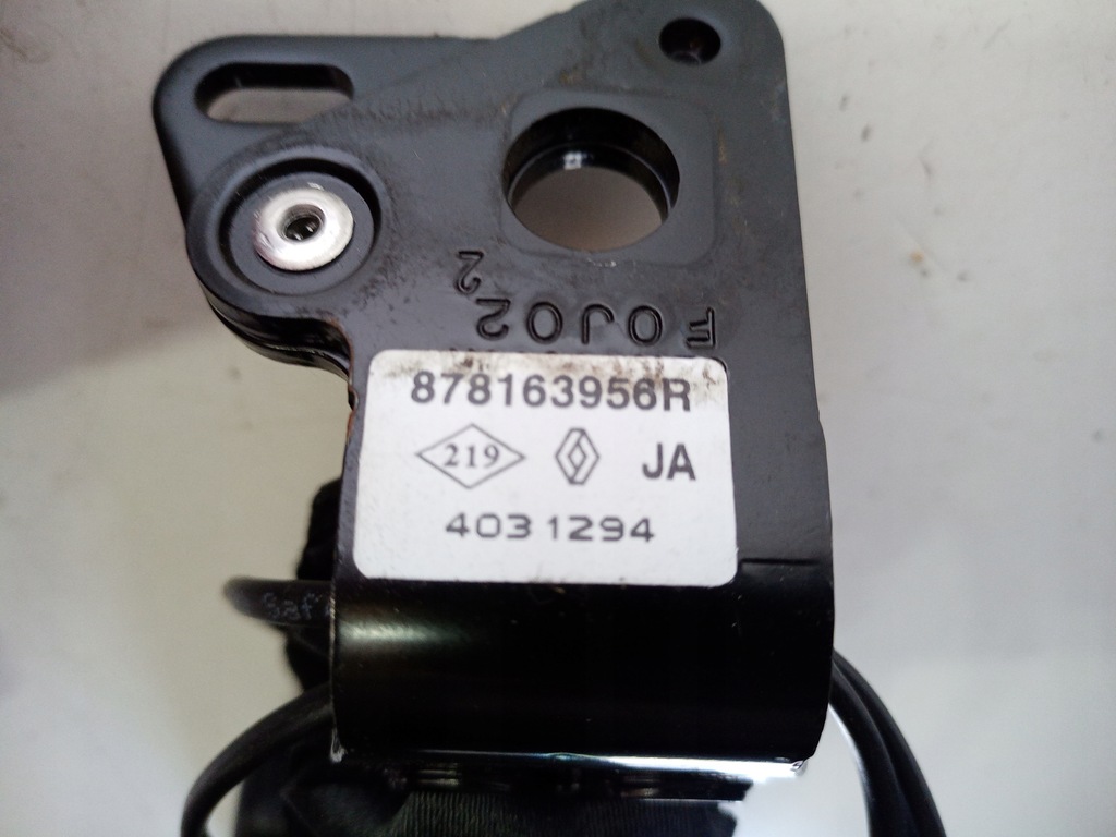 фото №3, Пряжка клипса поперечина задняя renault zoe