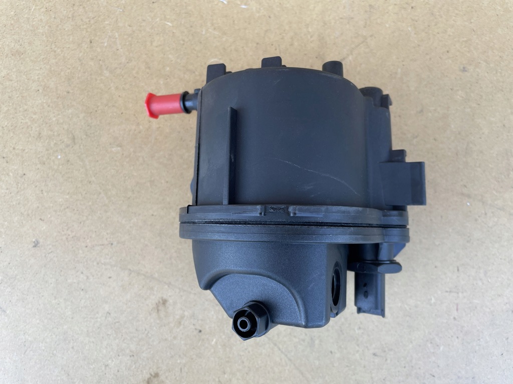 фото №1, Фильтр топлива mazda 2 1.4d оригинал