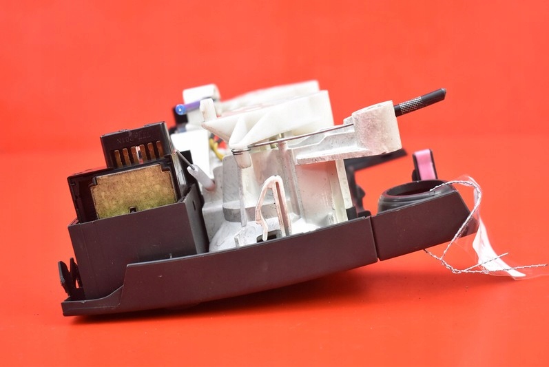 фото №5, Панель управление обдув кондиционер toyota corolla verso 1 i 01-06