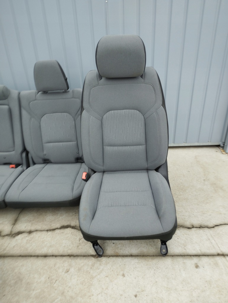 фото №9, Ram 1500 19- сиденья заднее сиденье задняя usa