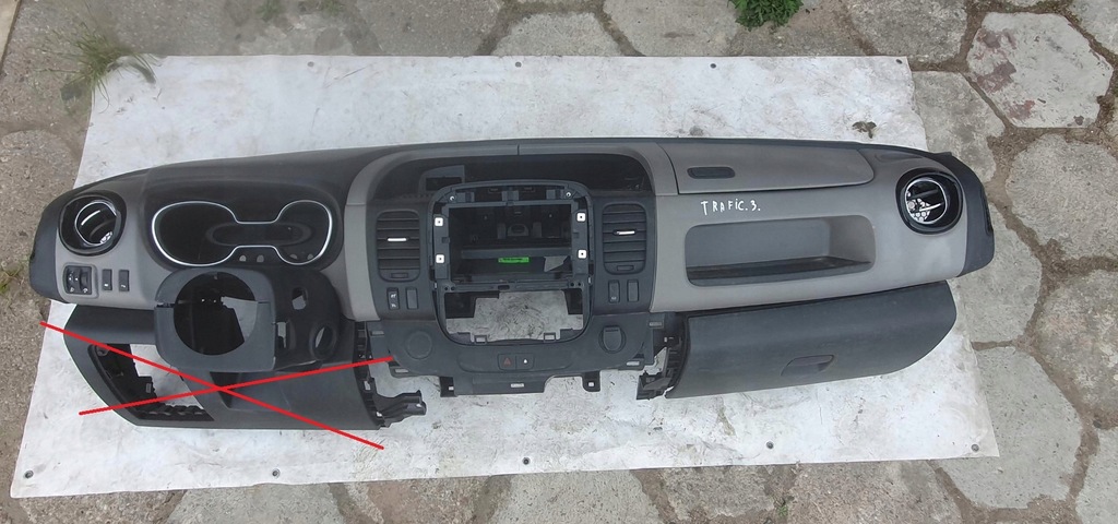 фото №1, Панель приладів консоль приладова панель приладів renault trafic iii