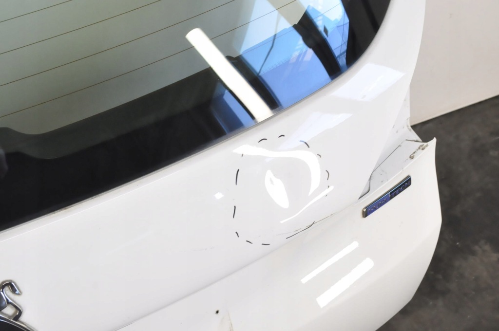 фото №4, Peugeot 2008 i крышка багажника багажника задняя задняя